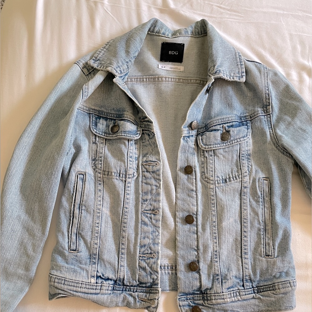 BDG size small jean jacket in light wash